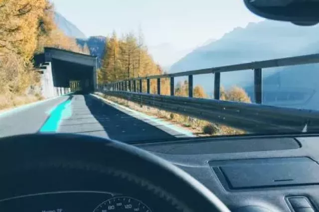 Sekurit Partner Brazil-Novas tecnologias nos vidros automotivos melhoram a experiência do motorista